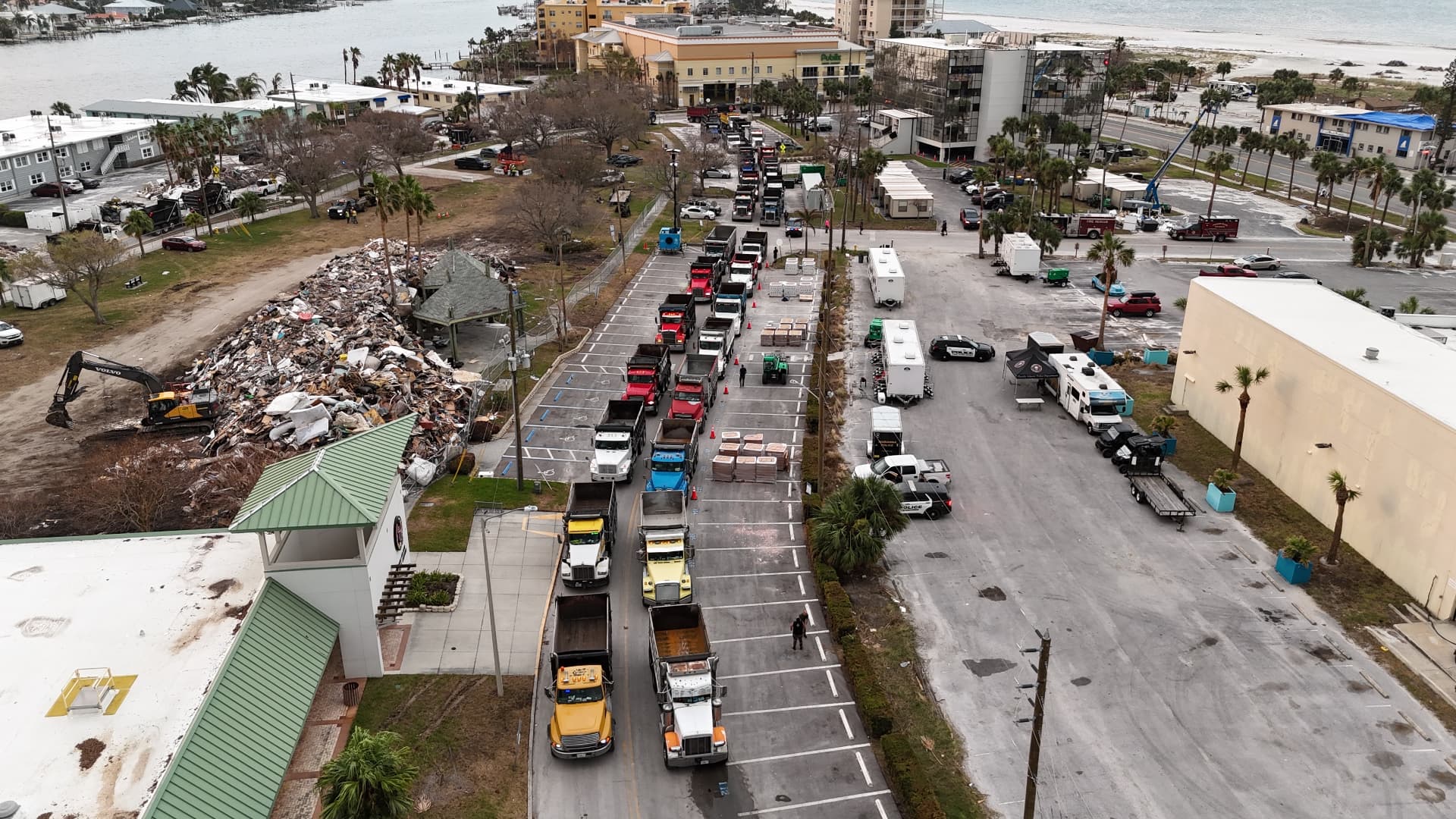 Debris Haul Convoy